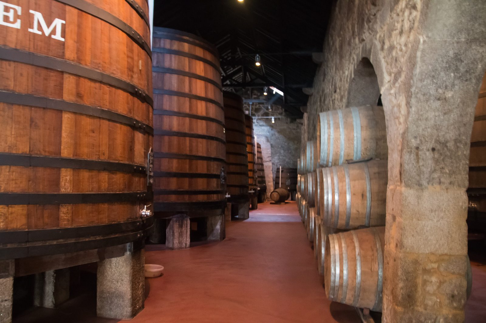 Vila Nova de Gaia, Cálem cellars, vats
