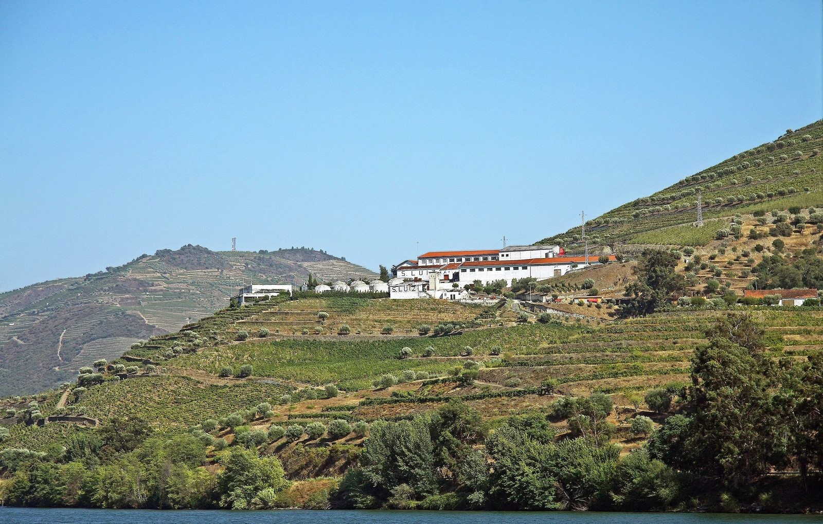 Quinta de São Luíz, quinta house and terraces