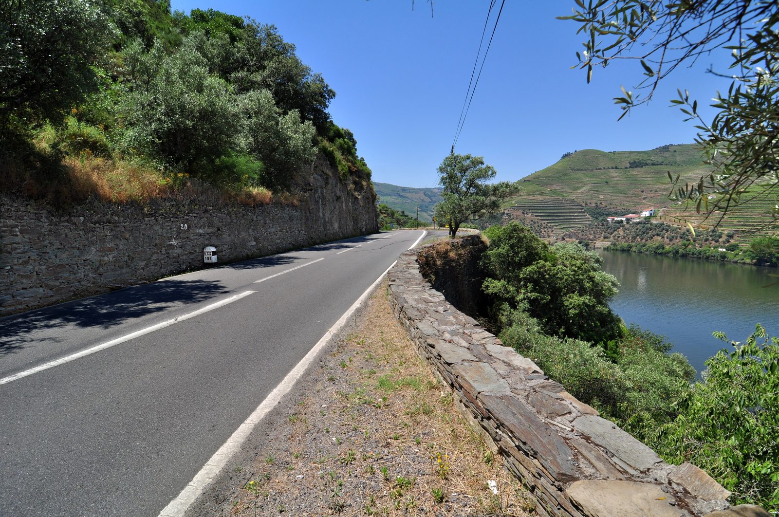 N222 road along the Douro, Régua to Pinhão
