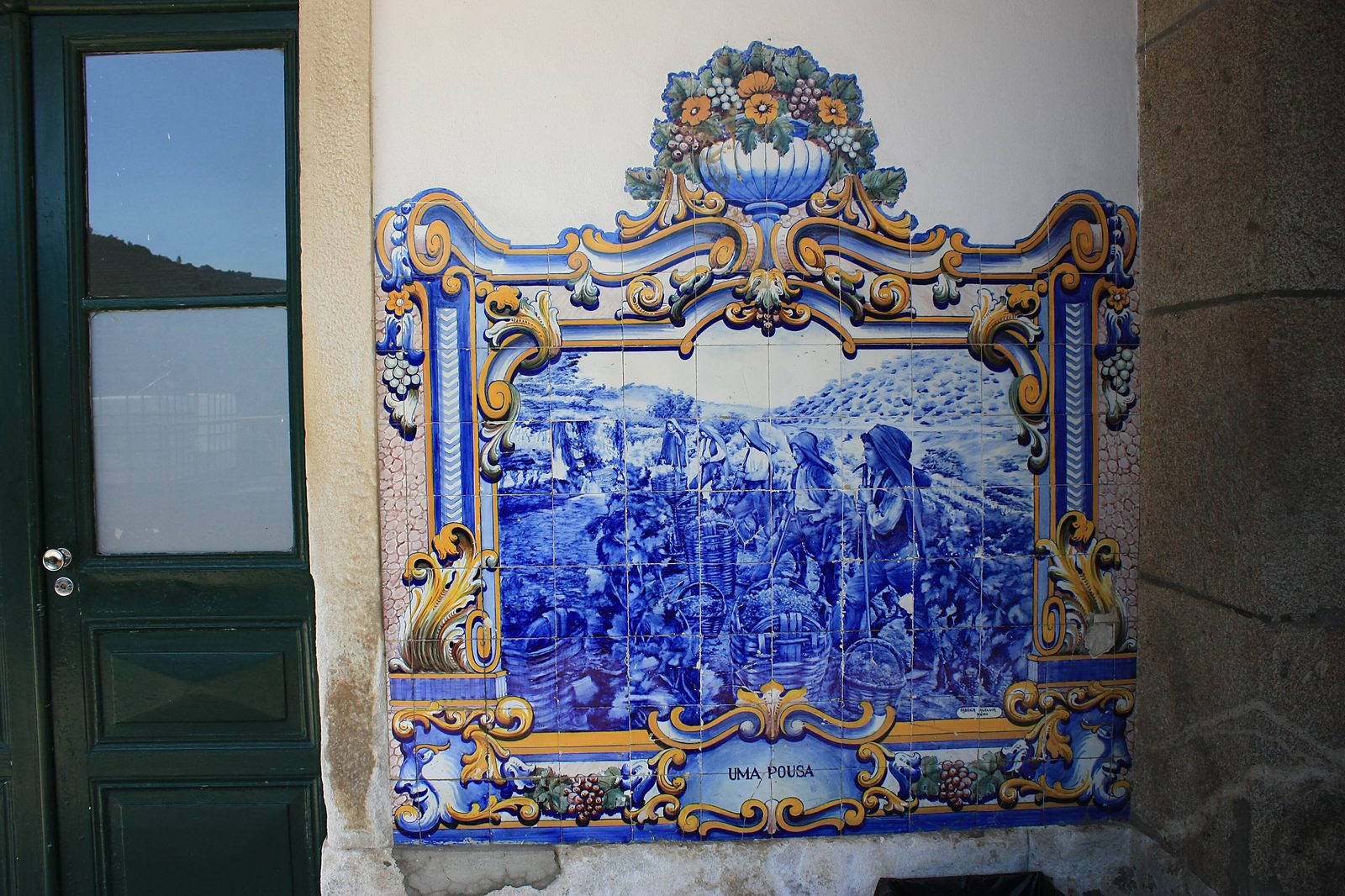 Pinhão station, azulejo panel