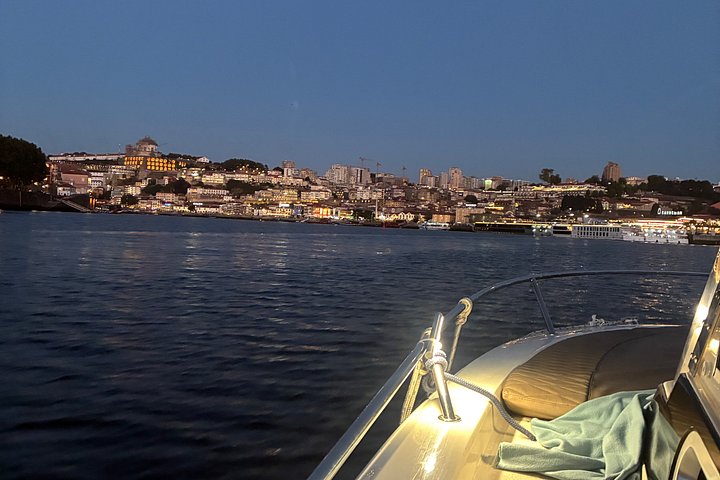 Private Sunset & Night Douro Cruise in Porto, photo 5