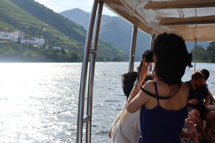 Douro Valley: Half-Day Tour w/ Brunch, Tastings & 1-h Cruise, photo 2