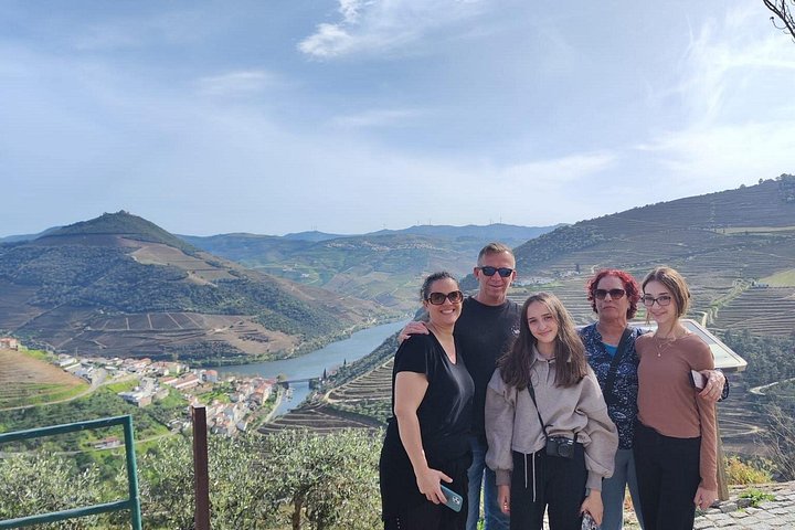Tour or Disposal- Douro Valley Wine Region with a Sommelier, photo 3