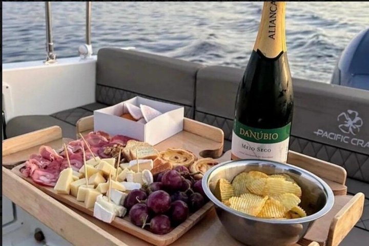 Porto Private Douro Boat Cruise with Wine, Tapas, and Local Hosts