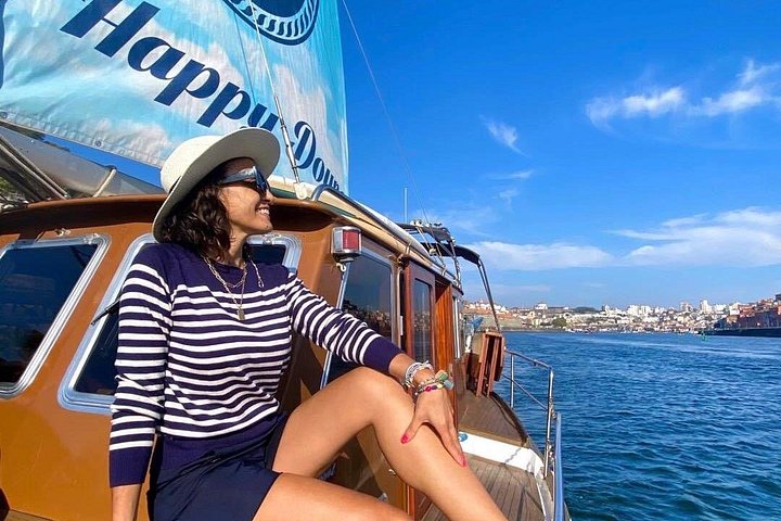 Porto: Tour on the Douro River in a Classic Boat, photo 4