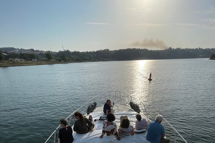 Experience Douro river Yacht tour port wine tasting