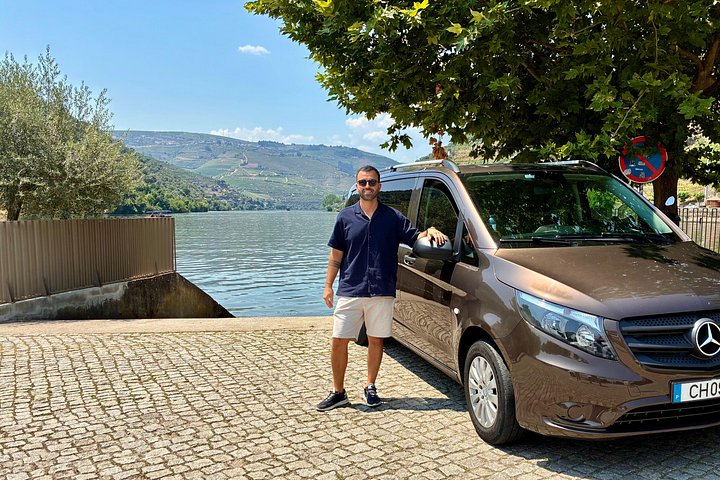 Porto: Douro Valley Small-Group Tour, 2 Wineries, Cruise & Lunch, photo 4