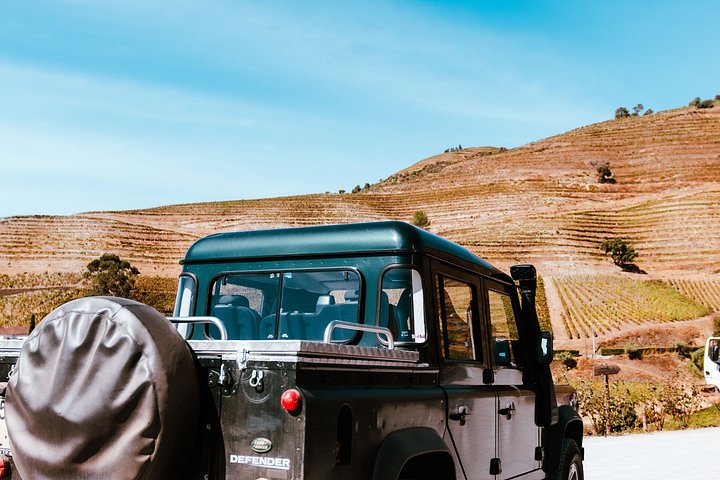 Private Douro 4x4 Adventure from Porto with Deluxe Pic nic, photo 5