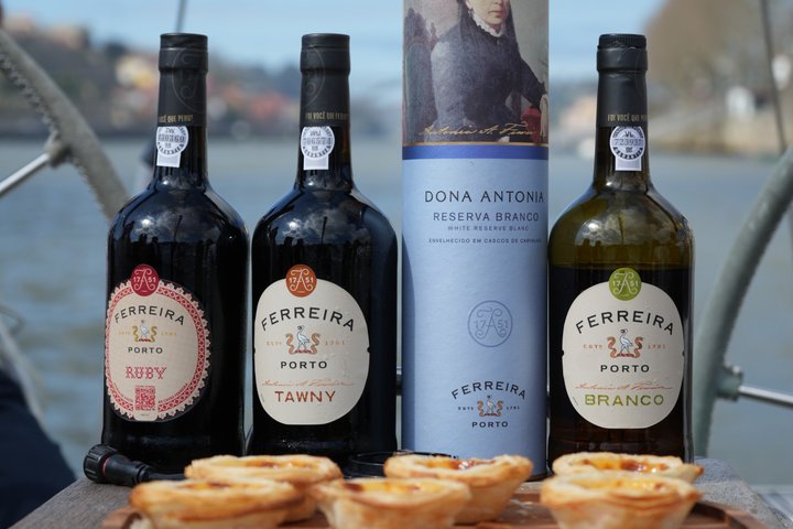 Porto : Luxury Boat Tour in the Douro with Porto Wine and Nata, photo 2