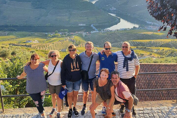 Private Douro 4x4 Adventure with Winery, Lunch & River Cruise, photo 3