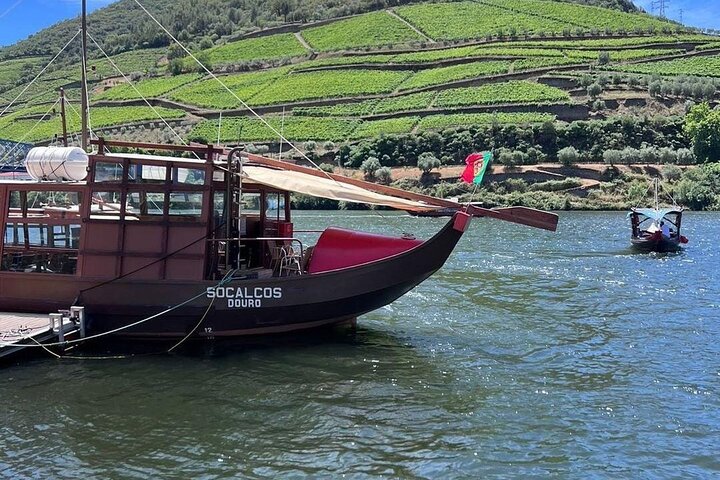 Private Douro Tour from Porto: Optional Wine Tastings & Lunch, photo 3