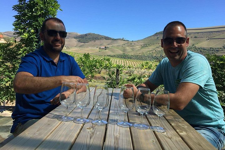 Day Trip Through the Enchanting Douro Valley #DuckSideOfPorto, photo 4
