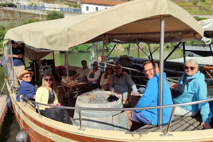 Douro Valley Prime Tour: Tastings, Private Boat & Lunch f/ Porto, photo 3