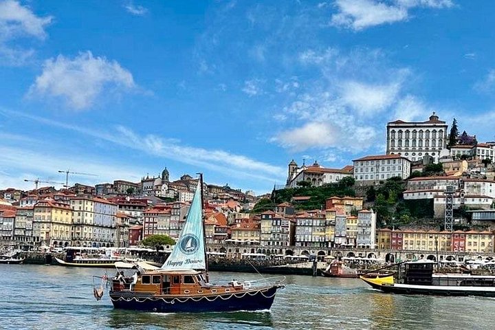 Porto: Tour on the Douro River in a Classic Boat, photo 5