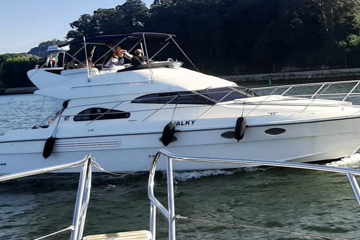 Porto: Luxury Yacht Tour on the Douro River, Sunset or Daytime, photo 2