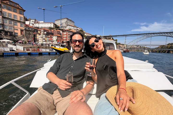Porto: Private Douro Cruise, 1963 Boat, Bridges & Sunset, photo 3