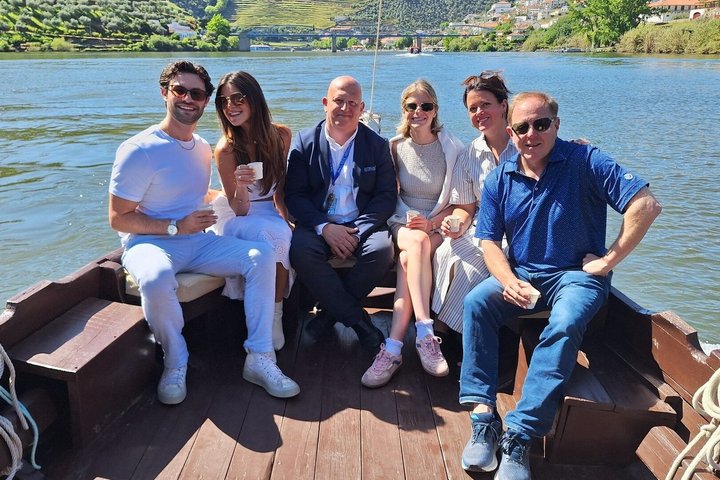 Private Douro Valley Tour with Provesende, Pinhão & Scenic Views, photo 4