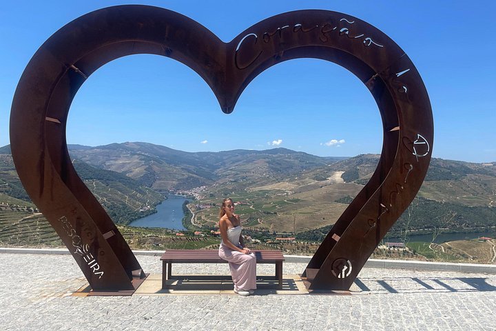 Porto: Douro Valley, 2 Wine Regions, Sommelier, Boat Trip & Lunch, photo 2